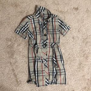 100% Auth Burberry Dress for girls size: 5 yrs old